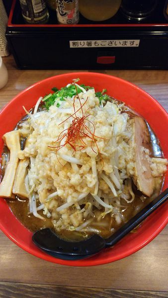 「ビリーG」@ビリカラ味噌ラーメン 不器用の写真