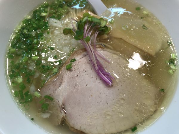 「地鶏塩そば750円」@地鶏中華そば さやまの写真