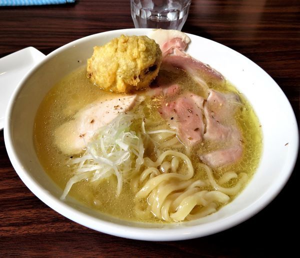 「鶏・煮干し＋味玉天（900円）」@Roto Brewery 麺や 天空の写真