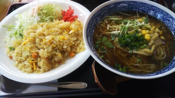 「チャーハン+ラーメンセット」@おおしも食堂の写真