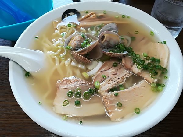 「塩あさりラーメン」@伊藤商店 多賀城店の写真