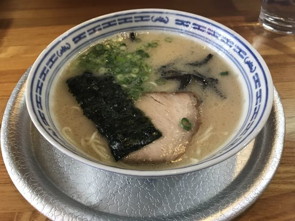 「半分ラーメン 400円」@来々軒の写真