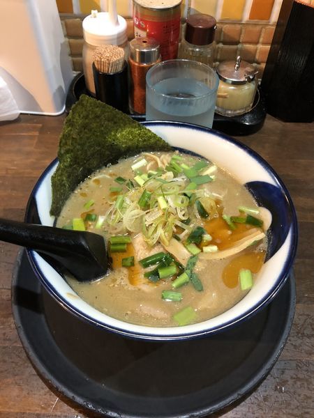 「濃厚海老味噌らーめん」@一撃らーめんの写真