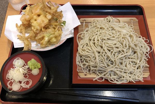 「天ぷらそば＋麺大盛（￥600＋￥130）」@瀬谷そばの写真