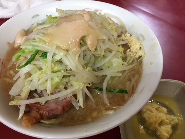 「ラーメン（ﾆﾝﾆｸ ｱﾌﾞﾗ ｼｰｸヮｰｻｰ生姜）」@ラーメン二郎 相模大野店の写真