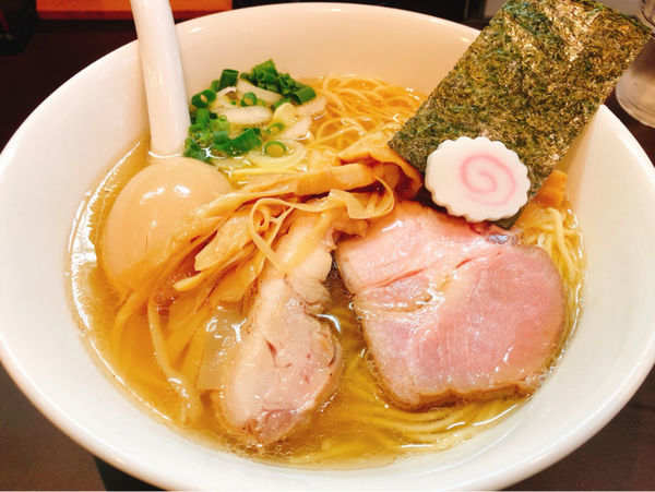 「【限定】鶏と焼きアゴの塩そば　1000円」@おおぜき中華そば店の写真