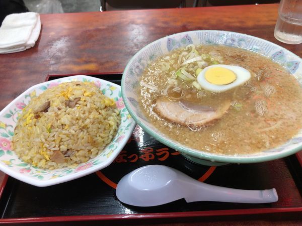 「土佐っ子ラーメン＋半チーハン」@環七土佐っ子ラーメン 池袋店の写真