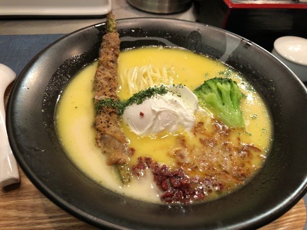 「鶏白湯そば 870円」@麺巧 潮の写真