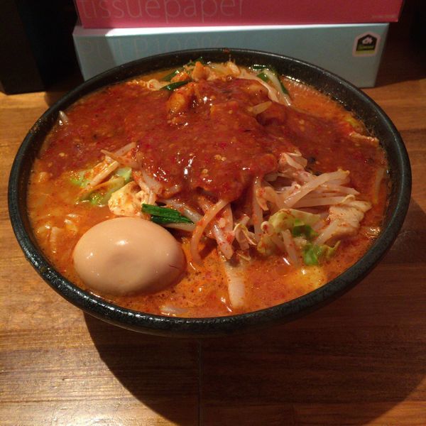 「味玉どて辛めん バラ肉倍増」@どてちん 習志野店の写真