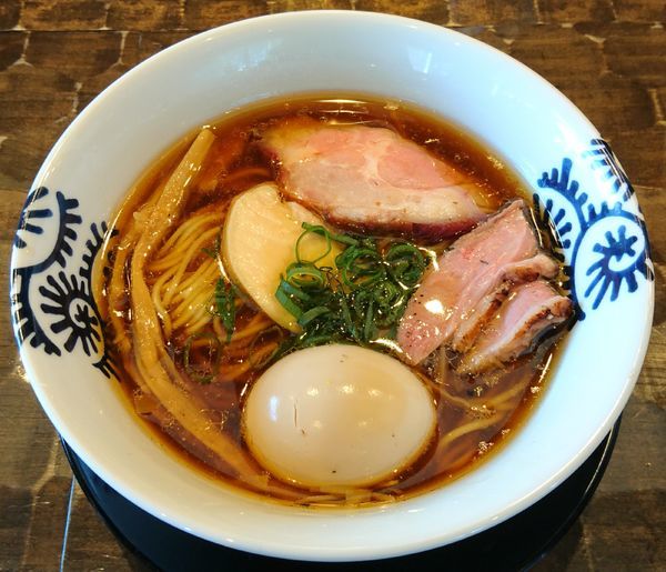 「特級醤油そば」@特級鶏蕎麦 龍介の写真