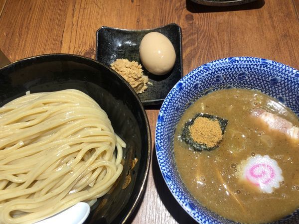 「特製つけ麺 並（1060円）」@六厘舎 大崎店の写真