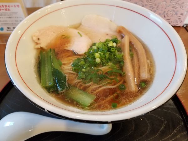 「煮干醤油麺　細ストレート麺」@麺や 阿吽の写真