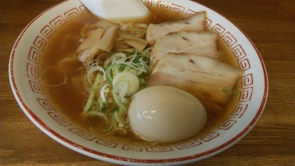 「蔵出ししょうゆラーメン 650円 ＋ 味玉 100円」@喜多方食堂 浅草本店の写真