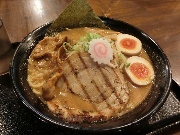 「特製百年味噌ラーメン」@百年味噌ラーメン マルキン本舗 みかも店の写真