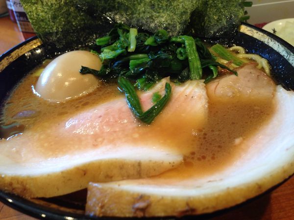 「ラーメン + 味玉」@末廣家の写真