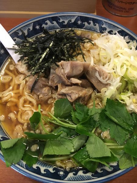 「鳥中華¥800＋お昼のセット¥180」@烈火 庄内本店の写真