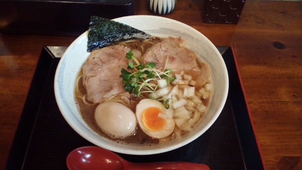 「煮干し全部のせ９００円」@高級煮干し 別品の写真