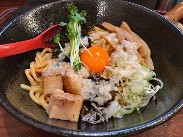 「油そば」@鰹節 辻もと つけ麺処の写真