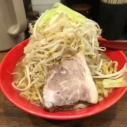 がつ盛りながたラーメン 野菜マシ
