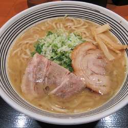 極上白湯（９００円）＋大盛１００円＋チャーシュー１００円