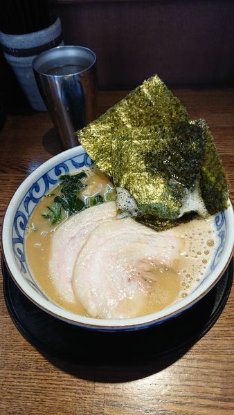 「【限定】鶏豚濃厚ラーメンしょうゆ」@らー麺屋 バリバリジョニーの写真