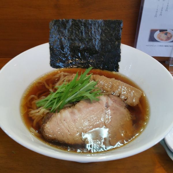 「しょう油ラーメン（ランチメニュー）」@自然派創作料理 みかくやの写真