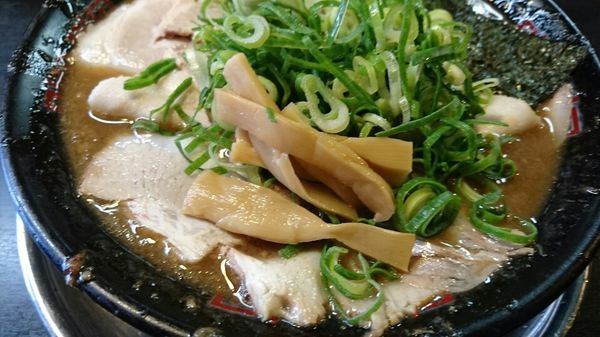 「豚骨ラーメン」@無鉄砲 東京中野店の写真