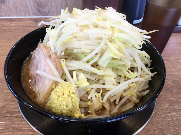 「味噌ラーメン（780円）ヤサイショウガ」@ジャンクガレッジ 越生店の写真