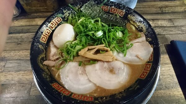 「チャーシューメン+味たまご　＠１１３０円」@無鉄砲 東京中野店の写真