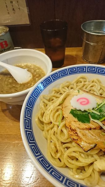 「濃厚煮干しつけ麺」@馳走麺 狸穴の写真