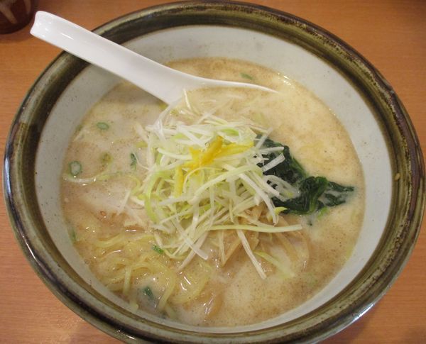 「俺流熟成塩らーめん　680円」@俺流塩らーめん 渋谷三丁目店の写真