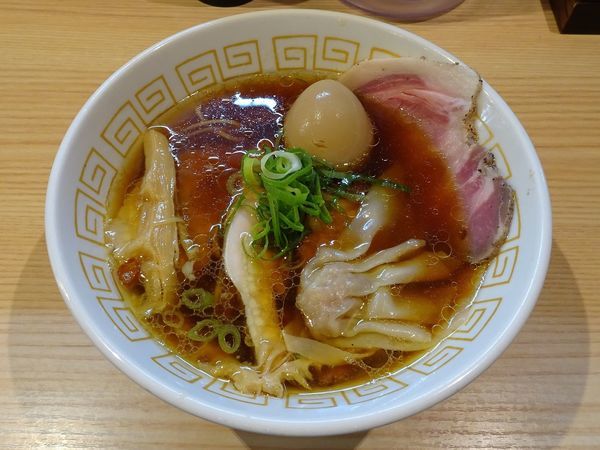 「特製醤油らぁ麺（1,100円）」@中村麺三郎商店の写真