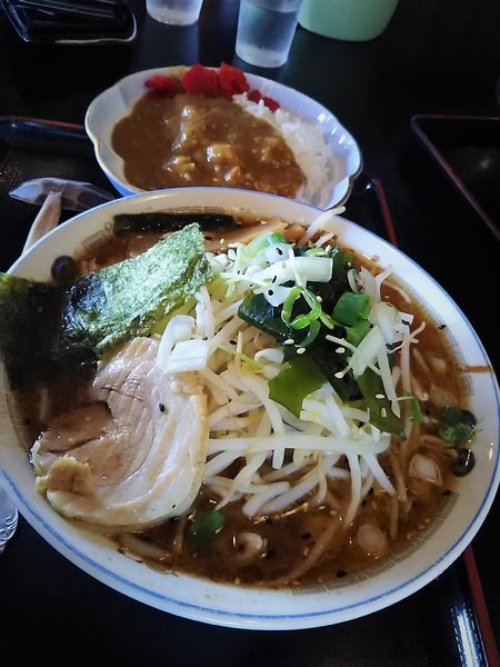 「（しょうゆ）とんこつらーめん カレーセット 並￥630」@増味家の写真