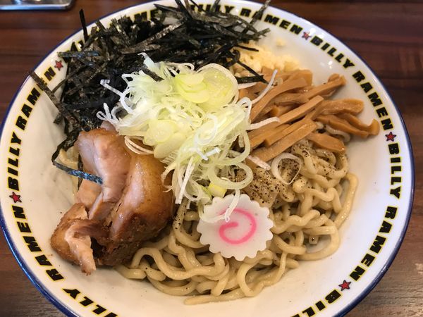 「油そば 400g  700円」@ラーメン☆ビリー 泉学院前店の写真