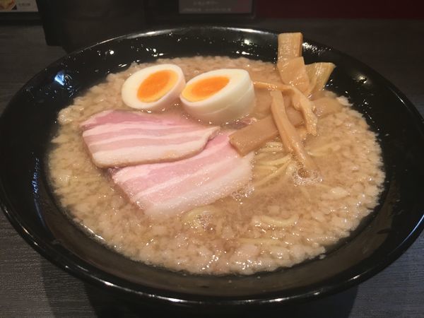 「背脂ラーメン」@ラーメン大至の写真