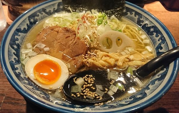 「ひのでやラーメン(930円)」@和風楽麺 四代目 ひのでやの写真