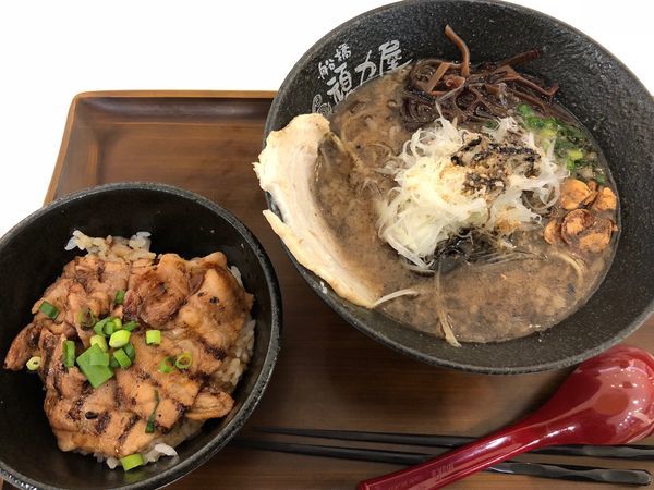 「豚丼セット 1080円」@船橋頑力屋 ららぽーとTOKYO-BAY店の写真