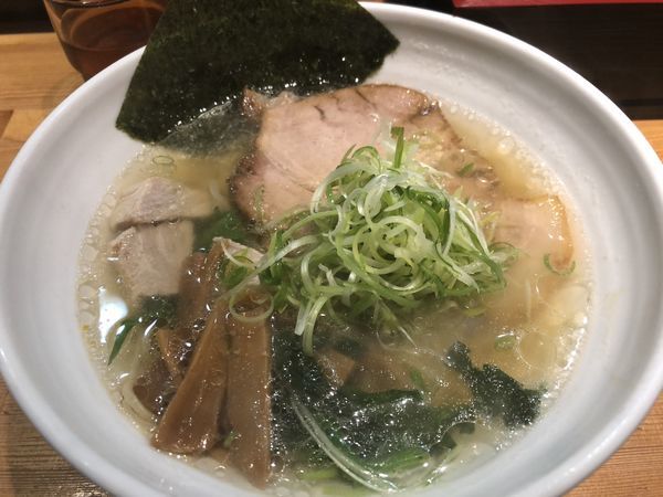 「鮪塩（990円）」@ラーメン 巌哲の写真