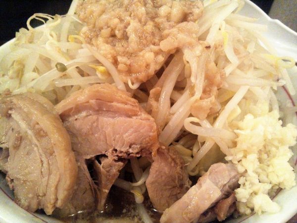 「ラーメン並・麺200ｇ（830円）」@眞久中の写真