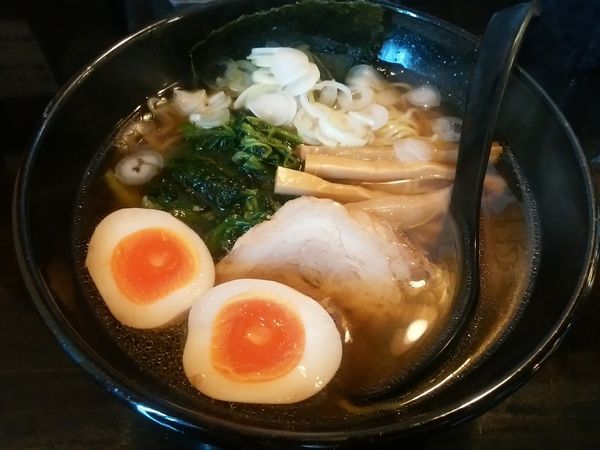 「鶏ガラ醤油らーめん600円+味玉110円」@スタミナラーメン 多幸の写真