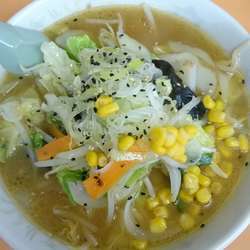 野菜味噌ラーメン  ６５０円