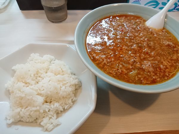 「担々麺850円＋ライス(小)100円」@王蘭の写真