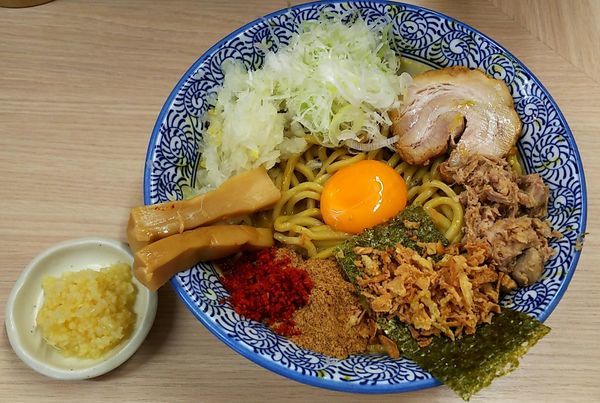 「狼煙まぜそば(カレー) ニンニク(無料)」@狼煙 大宮店の写真