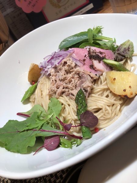 「【限定】春野菜と鴨の和えそば〜トリュフソース添え〜1100円」@生粋 花のれんの写真