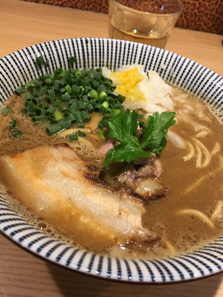 「ラム豚骨ラーメン」@自家製麺 MENSHO TOKYOの写真