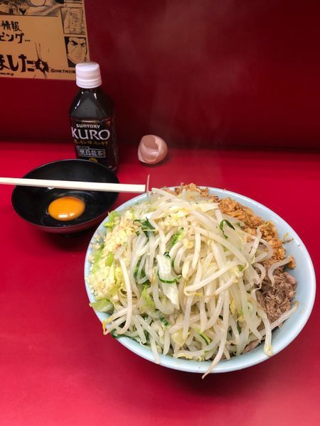 「小ラーメン（ニンニク、ヤサイ）＋ネギ汁なし卵」@ラーメン二郎 中山駅前店の写真