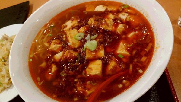 「マーボー麺８００円」@中華 女児紅の写真