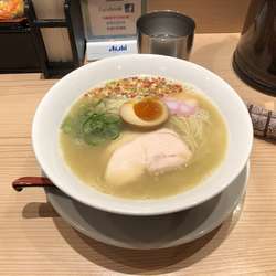 京都鶏白湯 850円