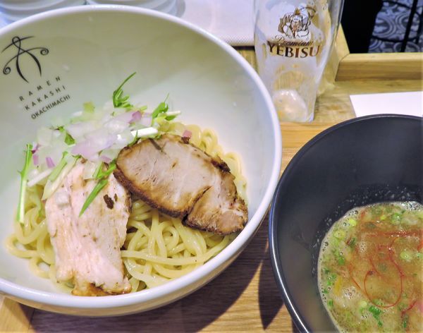 「煮干しつけめん＋ネギ（1,050円）＋エビス」@案山子の写真