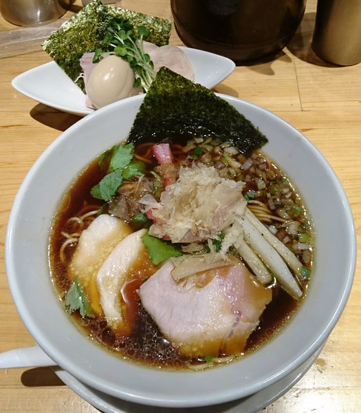 「特製鶏SOBA」@Ginza Noodles むぎとオリーブの写真